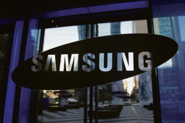 Memory chip shortage threatens phones: Samsung warns
