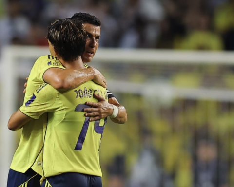 Al-Nasr's absences against Al-Khaleej: Castro's challenges in the Roshan League race