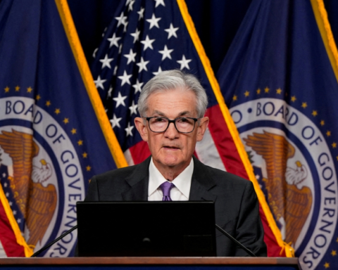 Trump chooses new Federal Reserve chairman amid global anticipation