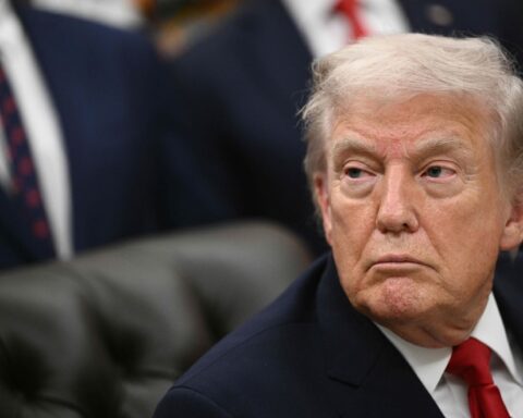 Trump sends warships to Iran and hints at new nuclear negotiations