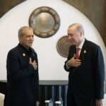 أردوغان يعرض الوساطة التركية لتهدئة التوتر بين إيران وأمريكا