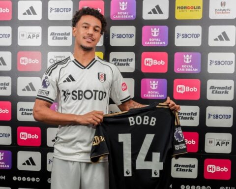 Fulham officially sign Oscar Pope from Manchester City