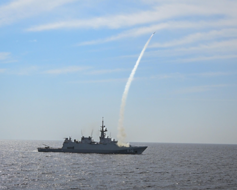 Saudi and Omani navies: Missile drills in the Peace Winds exercise