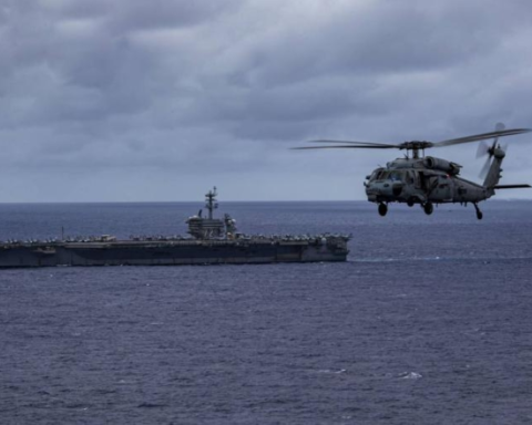 Trump warns Iran: Time is running out for Tehran to avoid a clash