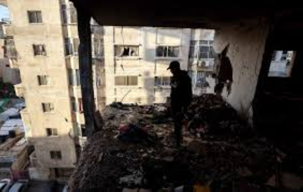 انفجار غامض في بندر عباس الإيرانية.. الأسباب والتداعيات