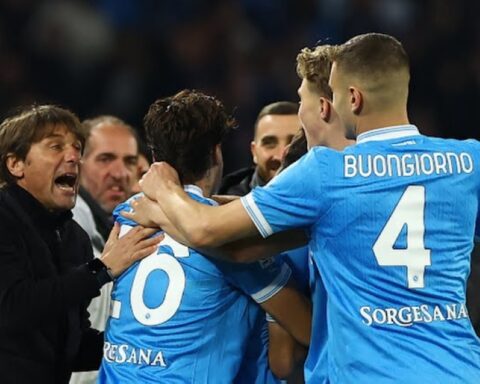 Napoli's victory over Fiorentina intensifies the battle for the top spot and relegation in Serie A