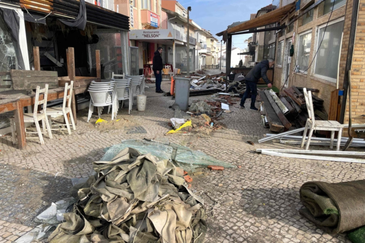 العاصفة كريستن في البرتغال: انقطاع كهرباء وتحذيرات جديدة