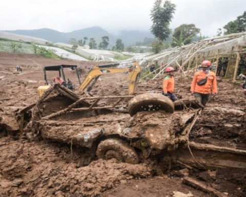 Landslide in Indonesia: 53 dead and dozens missing in Java