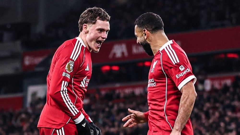 ليفربول يهزم نيوكاسل 4-2 ويعزز صدارته للبريميرليغ