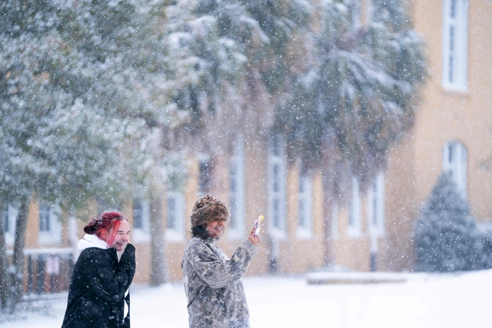 A snowstorm hits South America with the lowest temperatures since 1989