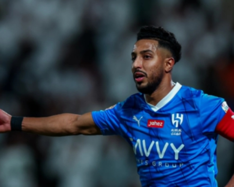 موقف سالم الدوسري من كلاسيكو الهلال والأهلي.. ترقب حاسم