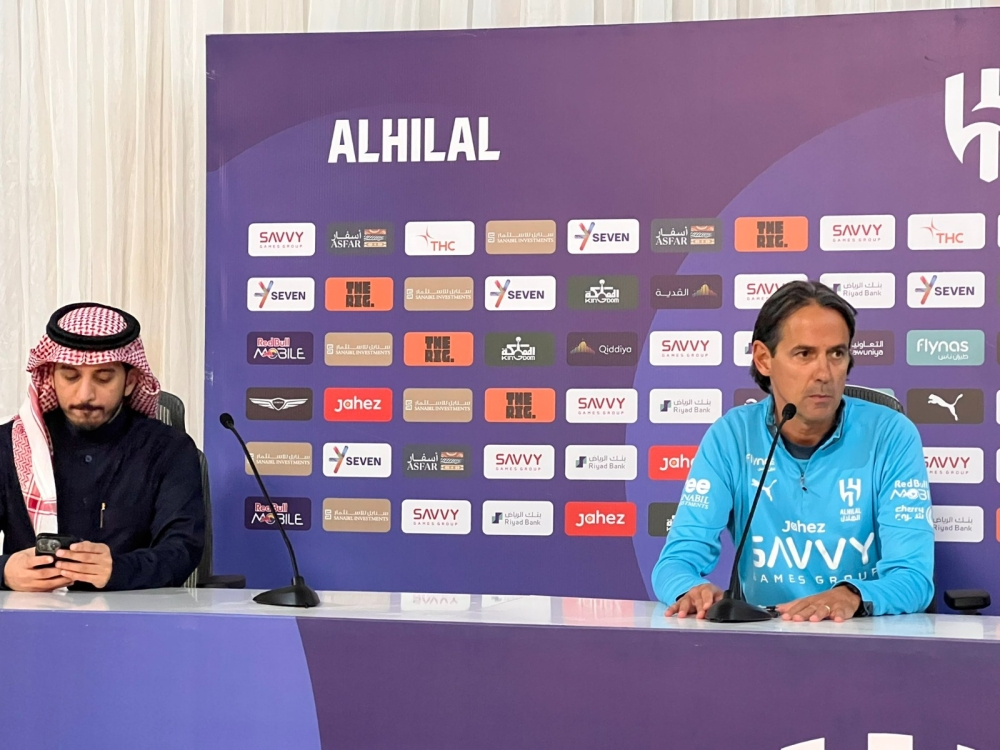 موقف خيسوس من انتقال بنزيما إلى الهلال.. حقيقة المفاوضات