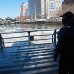 Snowstorm paralyzes America: Flights canceled and trains crashed