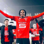 ليفربول يخطف جاكيه من تشيلسي في صفقة دفاعية ضخمة