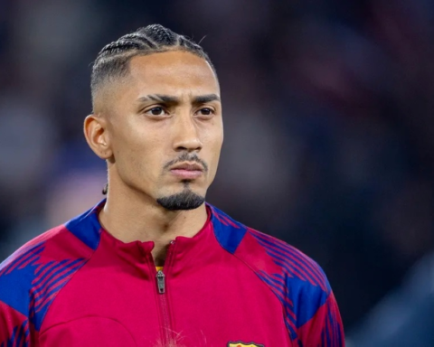 How long will Rafinha be out for Barcelona and what will be the impact of his injury on the team?