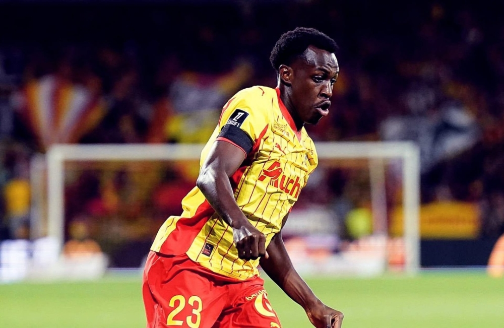 مستقبل سعود عبدالحميد مع الهلال: حقيقة العروض الأوروبية