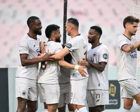 نتائج دوري يلو: فوز الجبلين على جدة وتعادل الرائد والبكيرية