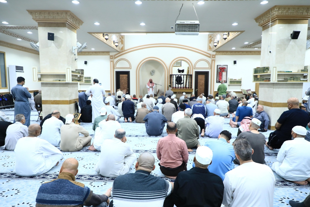 برامج دعوية مكثفة للمعتمرين في مكة لتعزيز تجربتهم الروحانية