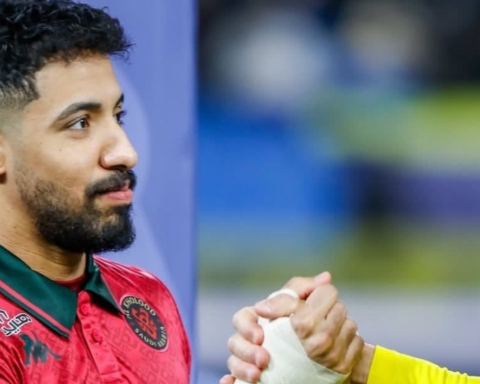 عقوبة هتان باهبري: إيقاف مباراتين وغرامة 20 ألف ريال