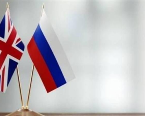 بريطانيا وروسيا: تصعيد دبلوماسي جديد وتحذيرات متبادلة
