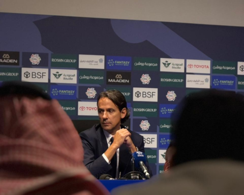 حقيقة انتقال كريم بنزيما إلى الهلال في الميركاتو الشتوي