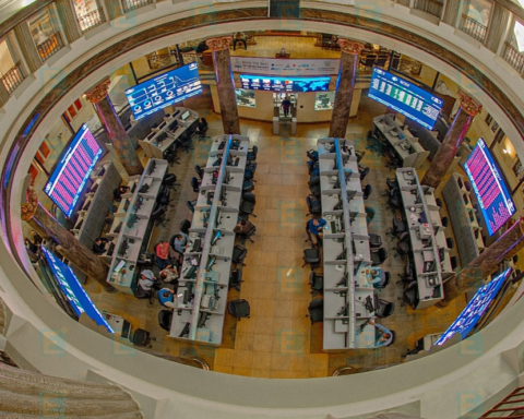 البورصة المصرية ترتفع والمؤشر الرئيسي يقفز بنسبة 2.88%