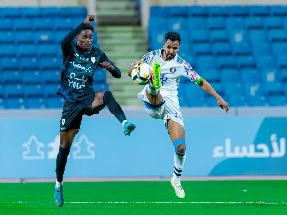 دوري يلو: أبها يعزز صدارته والعلا يخطف الوصافة في جولة مثيرة