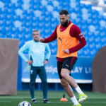 كريم بنزيما يعود لتدريبات الاتحاد بعد انتهاء أزمته