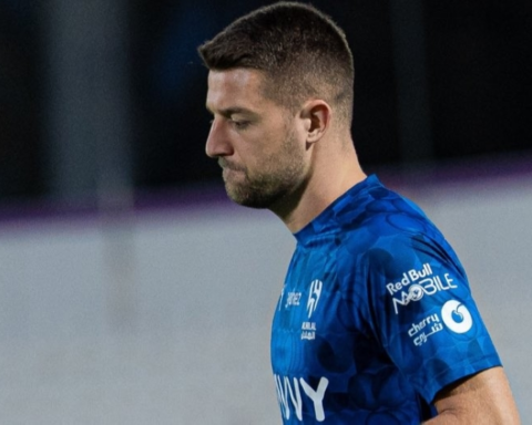 الهلال يعلن رسمياً طبيعة إصابة سافيتش ومتعب الحربي