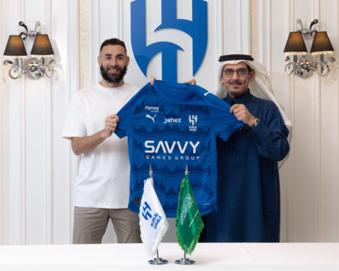 قانونية انتقال بنزيما للهلال ورأي رئيس الاتحاد السعودي