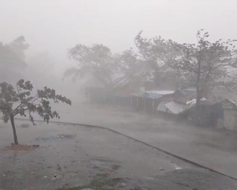 فيضانات زيمبابوي: مصرع 118 وتدمير واسع للبنية التحتية