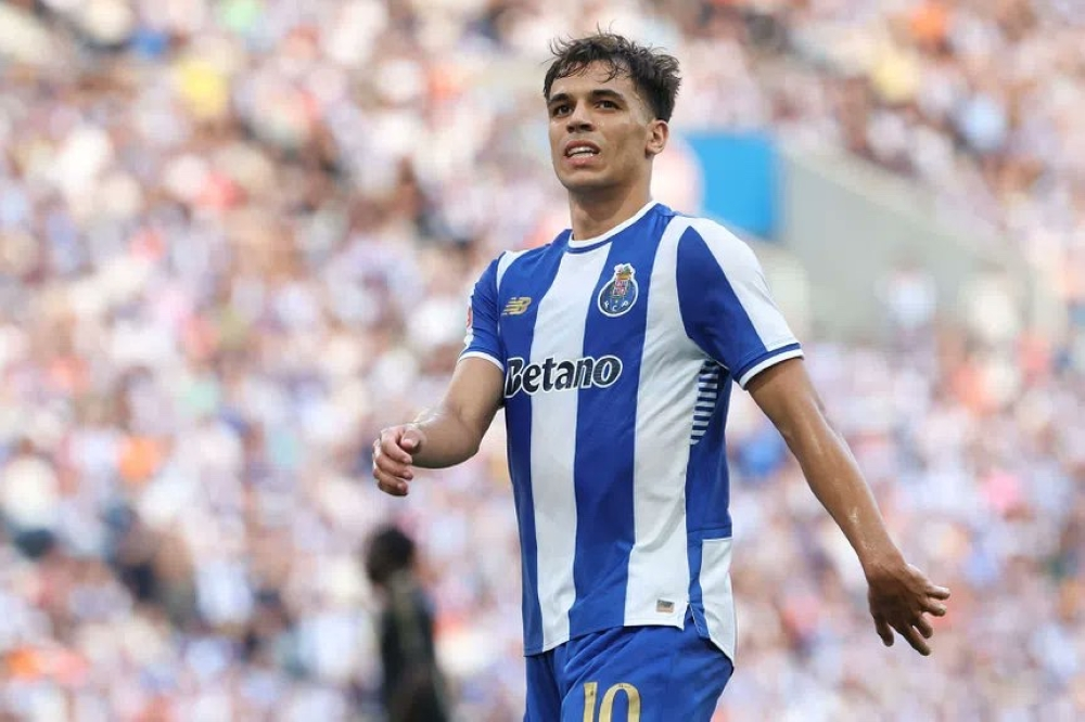 أتلتيكو مدريد يصطدم برفض الأهلي السعودي في صفقة غابري فيغا