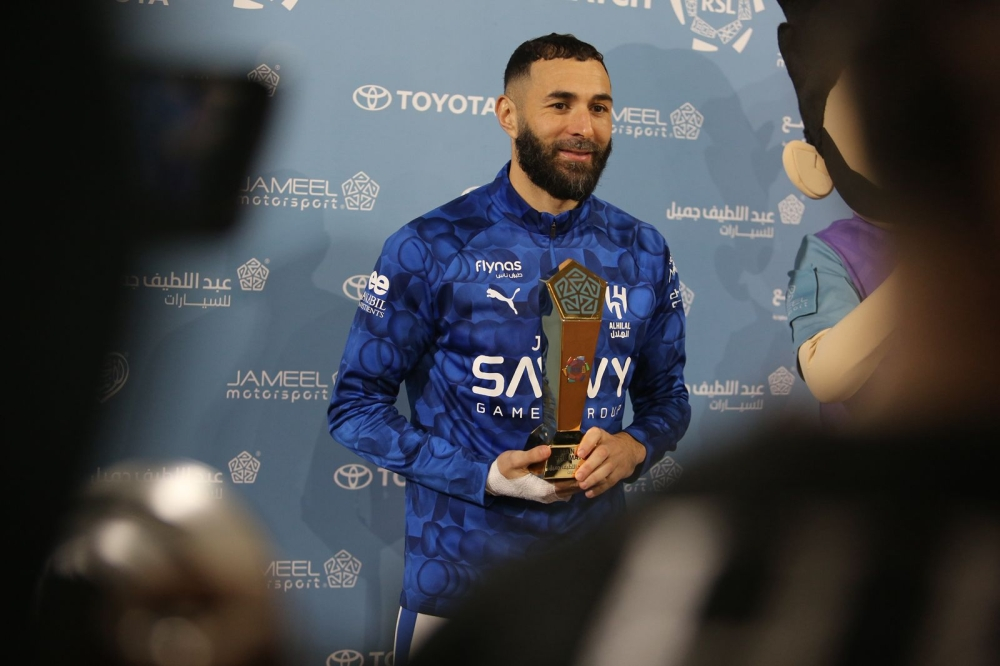 تألق بنزيما في ظهوره الأول مع الاتحاد يثير إعجاب الصحف العالمية