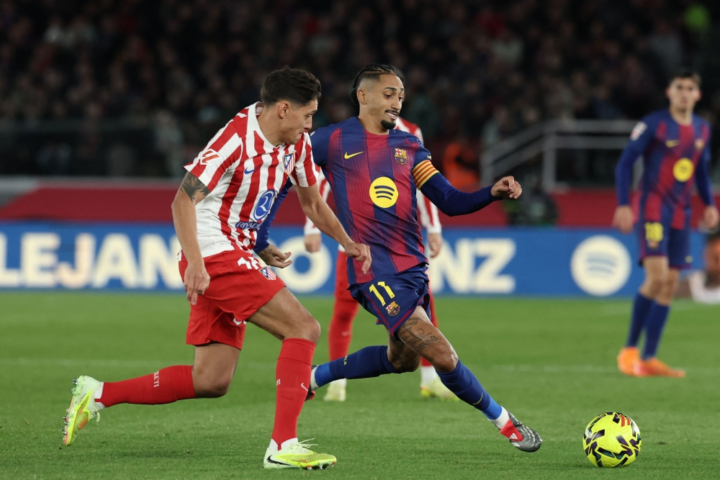 برشلونة ضد أتلتيكو مدريد: قمة نارية في نصف نهائي الكأس