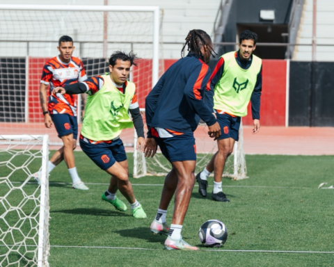 Al-Riyadh Club announces the loan of Al-Saeed, Al-Balushi, and Al-Issa to the Roshan League