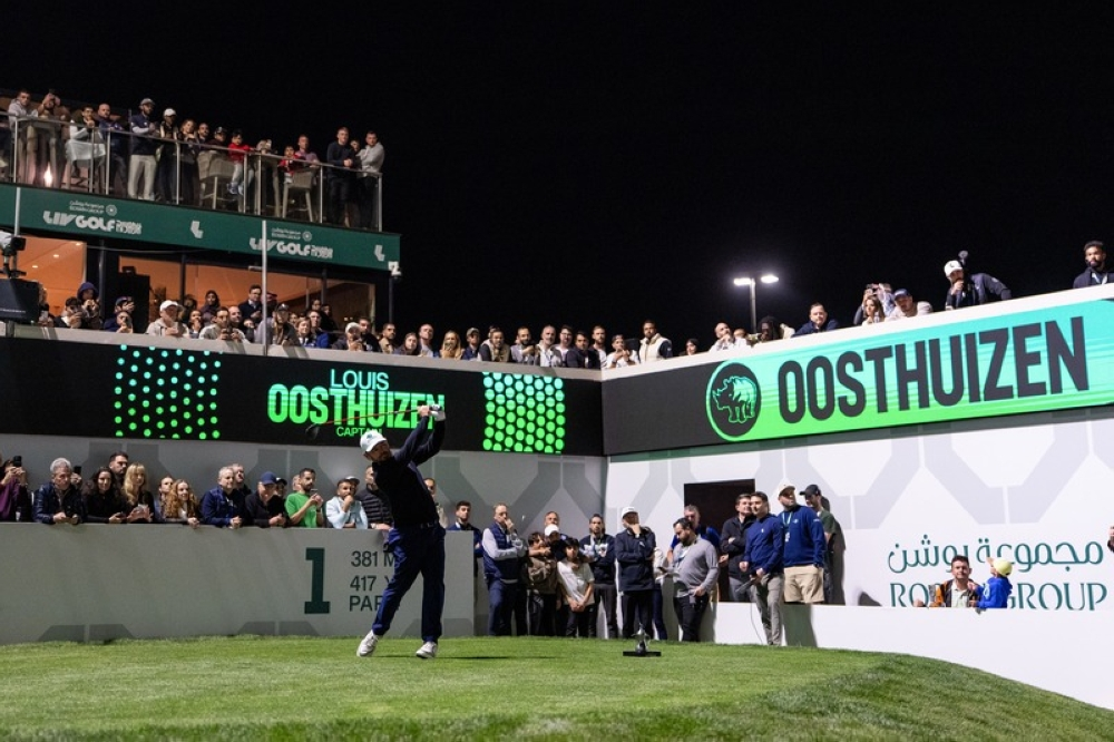 ليف جولف الرياض: غوتش ينضم للصدارة والمنافسة تشتعل