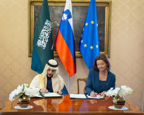 السعودية وسلوفينيا توقعان اتفاقية تعاون لتعزيز الشراكة