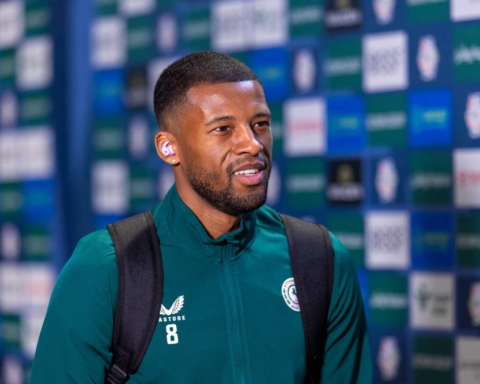 Wijnaldum challenges Al-Hilal and describes the match as complicated in the Roshan League