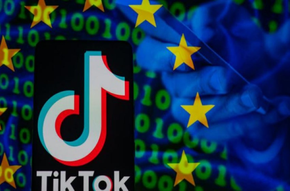 الاتحاد الأوروبي يطالب تيك توك بتغيير تصميمه المسبب للإدمان