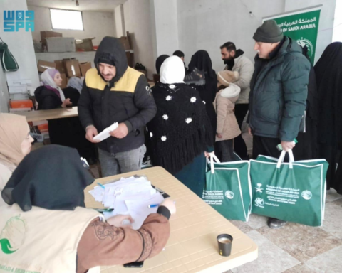مساعدات سعودية شتوية تصل إلى 3 محافظات سورية عبر مركز الملك سلمان