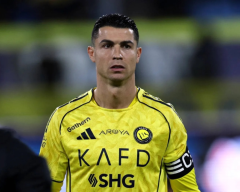 Al-Nassr targets Salah and Fernandez to succeed Ronaldo in the Saudi League