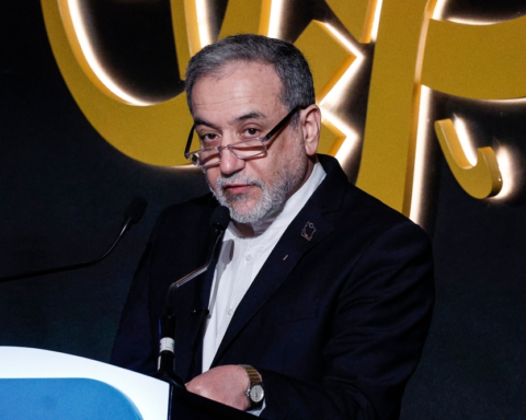 إيران وأمريكا: اتفاق على جولة جديدة من مفاوضات الاتفاق النووي