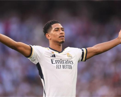 جود بيلينغهام يواجه خطر الاستبعاد من تشكيلة إنجلترا الأساسية