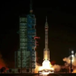 الصين تطلق مركبة فضائية تجريبية قابلة لإعادة الاستخدام