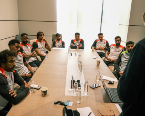 الجهاز الفني للأخضر يزور أندية روشن استعدادًا لمونديال 2026