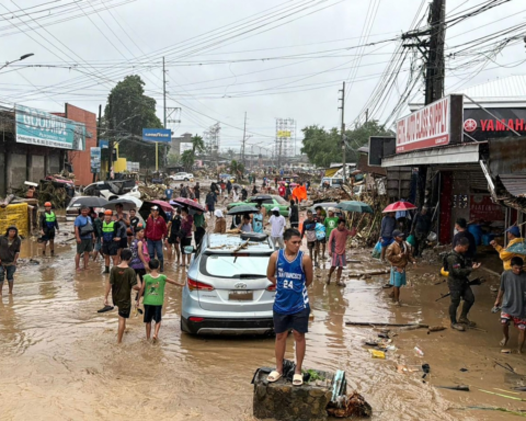 إعصار باسيانج في الفلبين: 8 قتلى وآلاف المتضررين