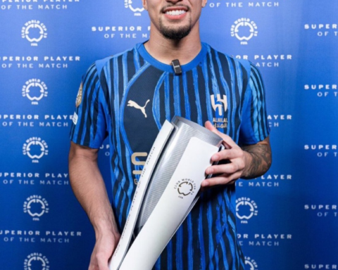 The reason for Leonardo's exclusion from the Al-Hilal vs. Shabab Al-Ahli Champions League match