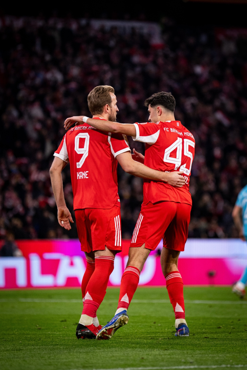 Bayern Munich crush Hoffenheim 5-1, led by Kean and Diaz in the Bundesliga