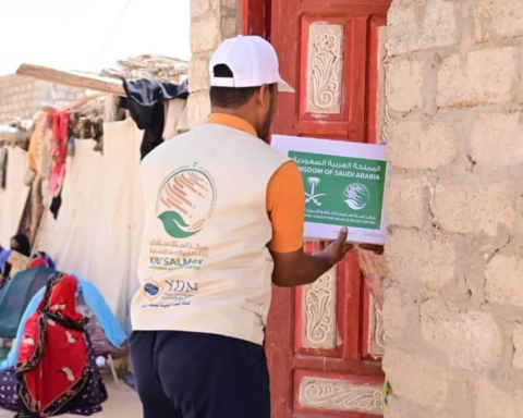 مساعدات مركز الملك سلمان للإغاثة تصل إلى حضرموت اليمنية