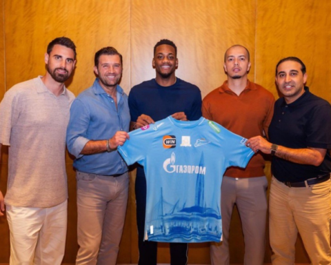 تفاصيل انتقال جون دوران من النصر إلى زينيت الروسي